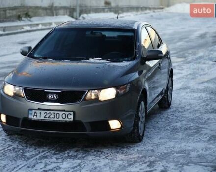 Серый Киа Черато, объемом двигателя 1.6 л и пробегом 420 тыс. км за 6500 $, фото 1 на Automoto.ua