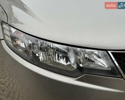 Серый Киа Черато, объемом двигателя 2 л и пробегом 178 тыс. км за 6450 $, фото 10 на Automoto.ua