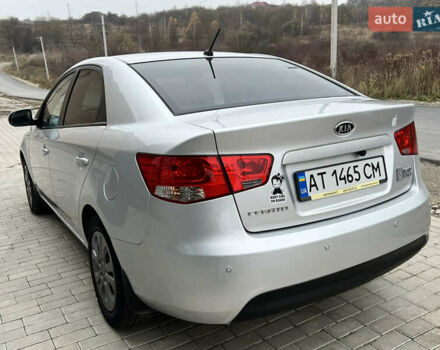 Серый Киа Черато, объемом двигателя 1.6 л и пробегом 188 тыс. км за 6999 $, фото 11 на Automoto.ua