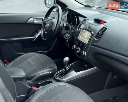 Серый Киа Черато, объемом двигателя 1.6 л и пробегом 188 тыс. км за 6999 $, фото 52 на Automoto.ua