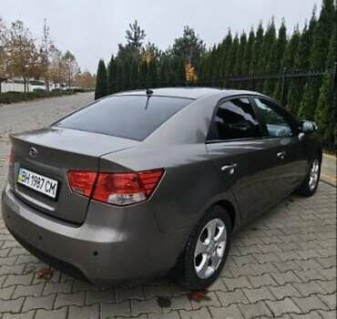 Серый Киа Черато, объемом двигателя 1.59 л и пробегом 117 тыс. км за 7777 $, фото 9 на Automoto.ua