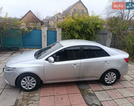 Сірий Кіа Черато, об'ємом двигуна 2 л та пробігом 235 тис. км за 6300 $, фото 10 на Automoto.ua