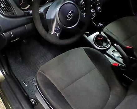 Серый Киа Черато, объемом двигателя 2 л и пробегом 250 тыс. км за 7200 $, фото 5 на Automoto.ua