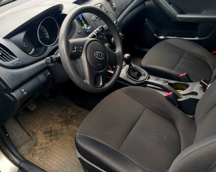 Сірий Кіа Черато, об'ємом двигуна 1.6 л та пробігом 197 тис. км за 6700 $, фото 11 на Automoto.ua