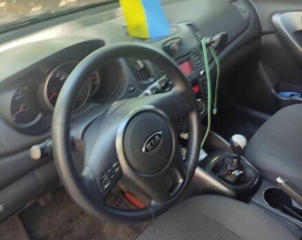 Серый Киа Черато, объемом двигателя 1.6 л и пробегом 218 тыс. км за 6800 $, фото 6 на Automoto.ua