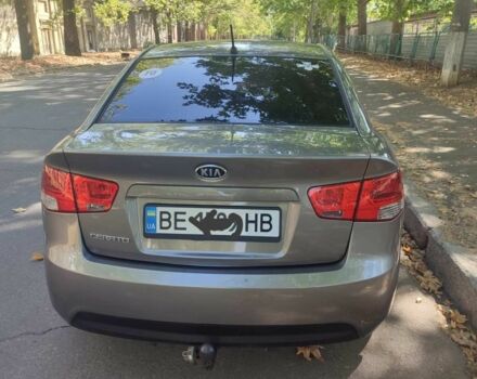Серый Киа Черато, объемом двигателя 1.6 л и пробегом 218 тыс. км за 6800 $, фото 9 на Automoto.ua