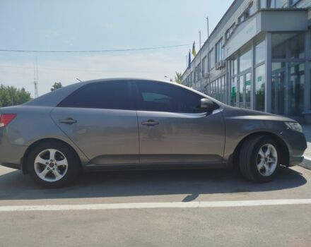 Киа Черато 2011 в Павлограде на Automoto.ua Серый Киа Черато, объемом двигателя 1.6 л и пробегом 215 тыс. км за 7000 $, фото 2 на Automoto.ua