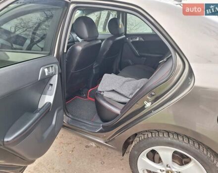 Сірий Кіа Черато, об'ємом двигуна 2 л та пробігом 165 тис. км за 7300 $, фото 6 на Automoto.ua