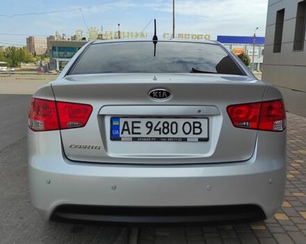 Серый Киа Черато, объемом двигателя 1.6 л и пробегом 88 тыс. км за 9000 $, фото 2 на Automoto.ua