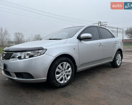 Серый Киа Черато, объемом двигателя 1.59 л и пробегом 99 тыс. км за 8400 $, фото 1 на Automoto.ua