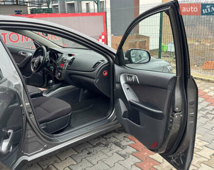 Серый Киа Черато, объемом двигателя 1.6 л и пробегом 141 тыс. км за 9800 $, фото 44 на Automoto.ua