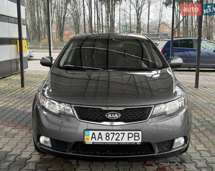 Серый Киа Черато, объемом двигателя 1.6 л и пробегом 141 тыс. км за 9800 $, фото 8 на Automoto.ua