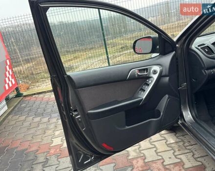 Серый Киа Черато, объемом двигателя 1.6 л и пробегом 141 тыс. км за 9800 $, фото 47 на Automoto.ua