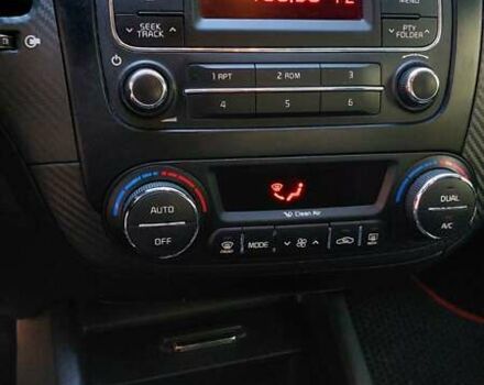 Серый Киа Черато, объемом двигателя 1.59 л и пробегом 170 тыс. км за 8900 $, фото 10 на Automoto.ua