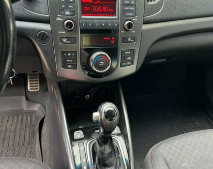 Киа Черато 2012 в Каменское - Днепродзержинск на Automoto.ua Серый Киа Черато, объемом двигателя 2 л и пробегом 172 тыс. км за 7500 $, фото 25 на Automoto.ua