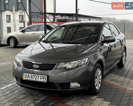 Серый Киа Черато, объемом двигателя 1.6 л и пробегом 141 тыс. км за 9800 $, фото 82 на Automoto.ua