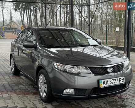 Серый Киа Черато, объемом двигателя 1.6 л и пробегом 141 тыс. км за 9800 $, фото 9 на Automoto.ua