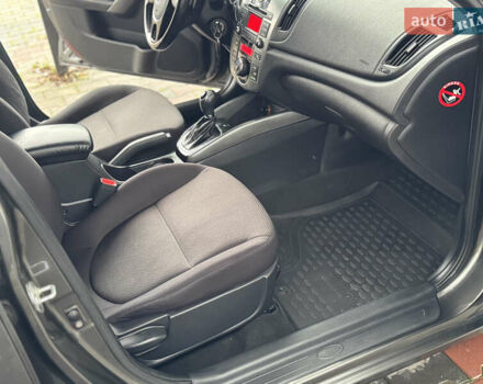 Серый Киа Черато, объемом двигателя 1.6 л и пробегом 141 тыс. км за 9800 $, фото 55 на Automoto.ua