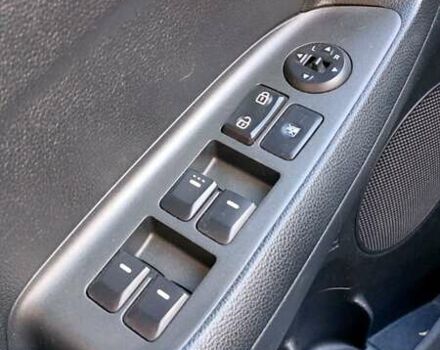 Серый Киа Черато, объемом двигателя 1.59 л и пробегом 170 тыс. км за 8900 $, фото 7 на Automoto.ua