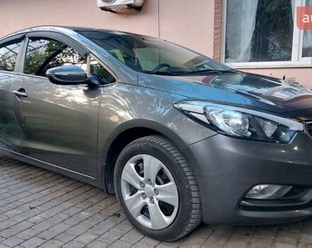 Серый Киа Черато, объемом двигателя 1.59 л и пробегом 170 тыс. км за 8900 $, фото 4 на Automoto.ua