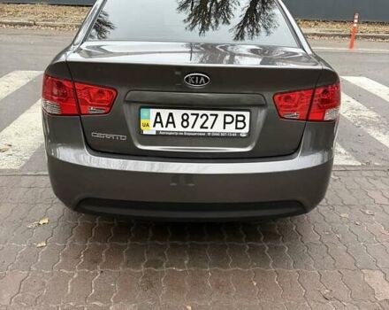 Серый Киа Черато, объемом двигателя 1.59 л и пробегом 141 тыс. км за 9600 $, фото 2 на Automoto.ua
