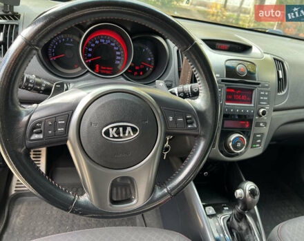 Киа Черато 2012 в Каменское - Днепродзержинск на Automoto.ua Серый Киа Черато, объемом двигателя 2 л и пробегом 172 тыс. км за 7500 $, фото 24 на Automoto.ua