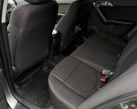 Серый Киа Черато, объемом двигателя 1.59 л и пробегом 141 тыс. км за 9600 $, фото 10 на Automoto.ua