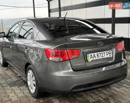 Серый Киа Черато, объемом двигателя 1.6 л и пробегом 141 тыс. км за 9800 $, фото 23 на Automoto.ua