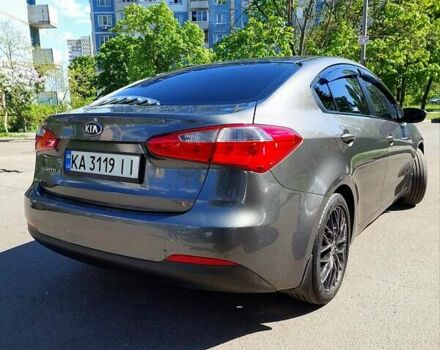 Серый Киа Черато, объемом двигателя 1.59 л и пробегом 182 тыс. км за 8000 $, фото 4 на Automoto.ua