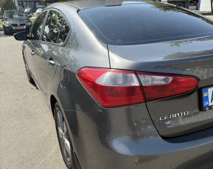 Сірий Кіа Черато, об'ємом двигуна 1.59 л та пробігом 330 тис. км за 7800 $, фото 4 на Automoto.ua