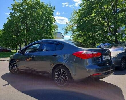 Серый Киа Черато, объемом двигателя 1.59 л и пробегом 182 тыс. км за 8000 $, фото 5 на Automoto.ua