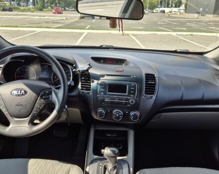 Серый Киа Черато, объемом двигателя 1.8 л и пробегом 215 тыс. км за 9100 $, фото 5 на Automoto.ua