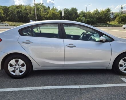 Серый Киа Черато, объемом двигателя 1.8 л и пробегом 215 тыс. км за 9100 $, фото 1 на Automoto.ua