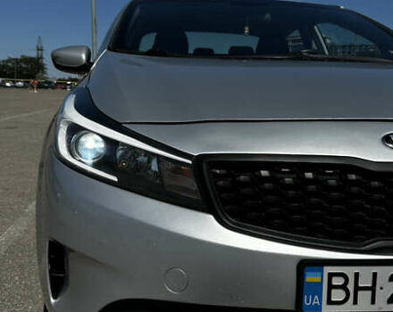 Сірий Кіа Черато, об'ємом двигуна 2 л та пробігом 166 тис. км за 9950 $, фото 2 на Automoto.ua