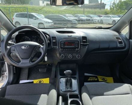 Серый Киа Черато, объемом двигателя 2 л и пробегом 110 тыс. км за 10800 $, фото 4 на Automoto.ua