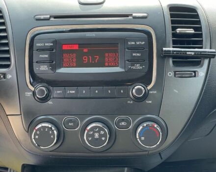 Серый Киа Черато, объемом двигателя 2 л и пробегом 110 тыс. км за 10800 $, фото 6 на Automoto.ua