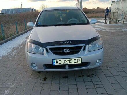 Серый Киа Черато, объемом двигателя 1 л и пробегом 1 тыс. км за 3800 $, фото 1 на Automoto.ua