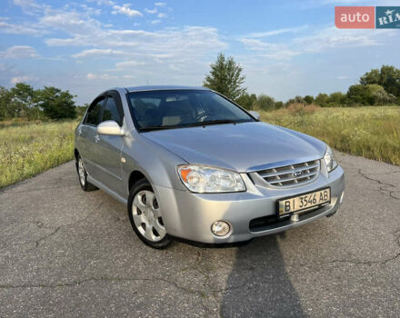 Серый Киа Черато, объемом двигателя 2 л и пробегом 105 тыс. км за 5350 $, фото 1 на Automoto.ua