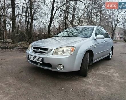 Серый Киа Черато, объемом двигателя 2 л и пробегом 198 тыс. км за 4200 $, фото 1 на Automoto.ua