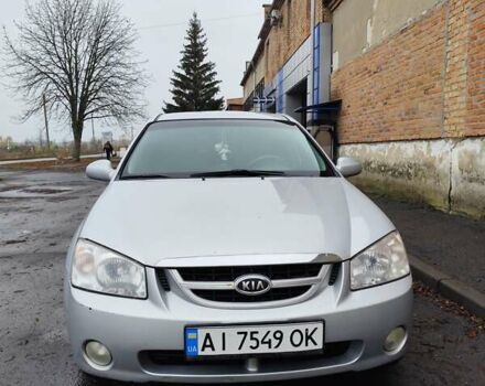 Серый Киа Черато, объемом двигателя 1.6 л и пробегом 200 тыс. км за 3550 $, фото 1 на Automoto.ua