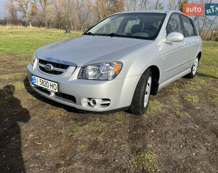Серый Киа Черато, объемом двигателя 1.49 л и пробегом 257 тыс. км за 4400 $, фото 1 на Automoto.ua