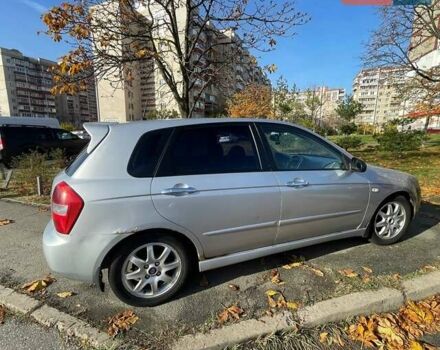 Серый Киа Черато, объемом двигателя 1.59 л и пробегом 280 тыс. км за 3300 $, фото 1 на Automoto.ua