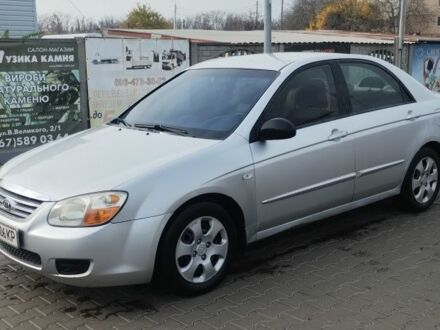 Серый Киа Черато, объемом двигателя 1.6 л и пробегом 296 тыс. км за 3900 $, фото 1 на Automoto.ua