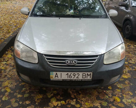 Кіа Черато 2007 у Києві на Automoto.ua Сірий Кіа Черато, об'ємом двигуна 1.6 л та пробігом 500 тис. км за 2500 $, фото 1 на Automoto.ua