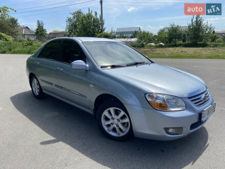 Серый Киа Черато, объемом двигателя 1.6 л и пробегом 82 тыс. км за 6300 $, фото 1 на Automoto.ua