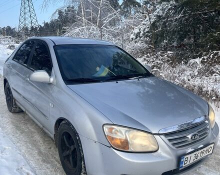 Серый Киа Черато, объемом двигателя 1.6 л и пробегом 326 тыс. км за 3100 $, фото 1 на Automoto.ua