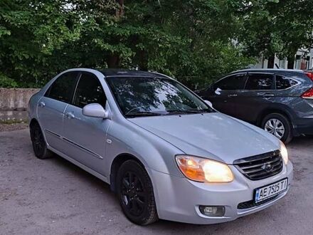 Киа Черато 2007 в Днепре (Днепропетровске) на Automoto.ua Серый Киа Черато, объемом двигателя 2 л и пробегом 189 тыс. км за 5200 $, фото 1 на Automoto.ua