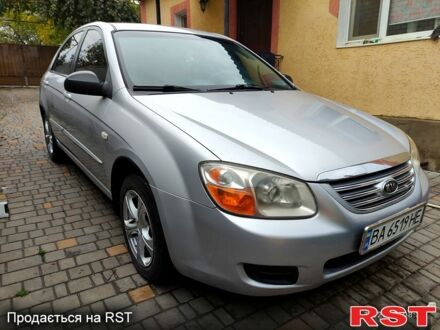 Серый Киа Черато, объемом двигателя 1.6 л и пробегом 230 тыс. км за 4500 $, фото 1 на Automoto.ua