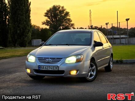 Кіа Черато 2007 у Александрие на Automoto.ua Сірий Кіа Черато, об'ємом двигуна 1.6 л та пробігом 309 тис. км за 4350 $, фото 1 на Automoto.ua