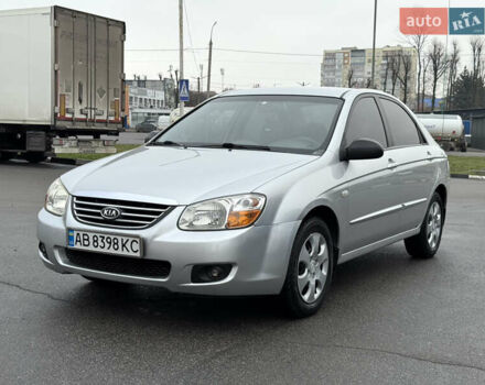 Серый Киа Черато, объемом двигателя 1.6 л и пробегом 180 тыс. км за 4950 $, фото 1 на Automoto.ua